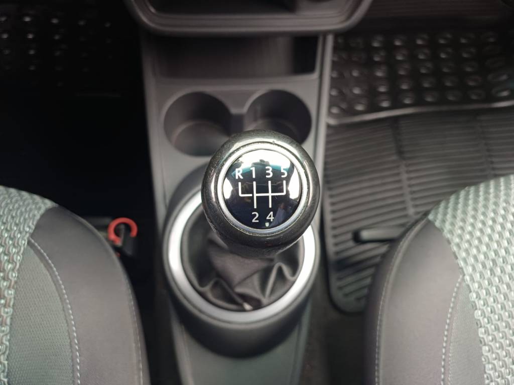 Volkswagen Gol 1.6 (novo) powerhighi t.flex 8v    2011