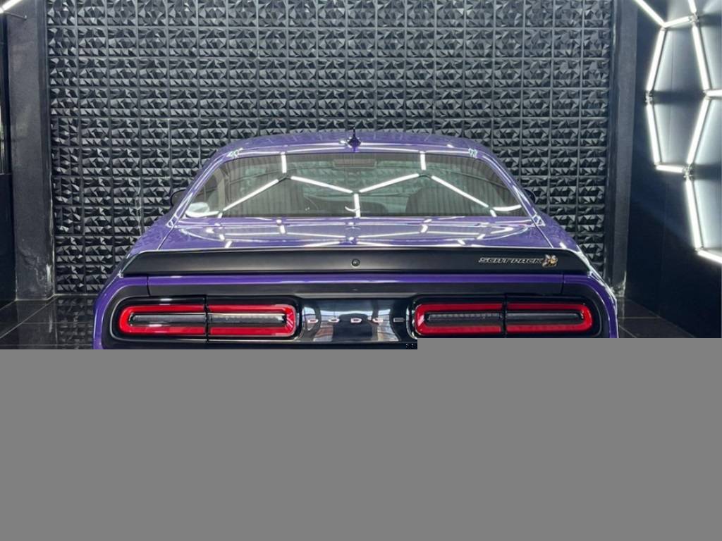 Dodge Challenger 6.4 v8 hemi gasolina r/t scat pack torqueflite    2023
