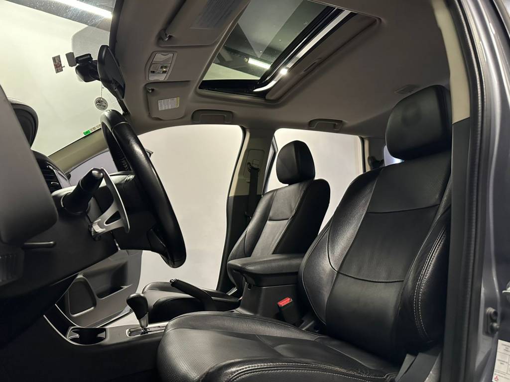 Mitsubishi Outlander 2.0    2016