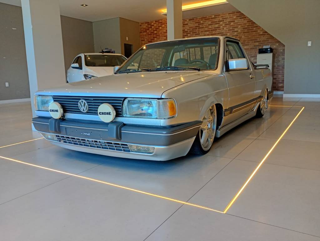 Volkswagen Saveiro 1.8    1994