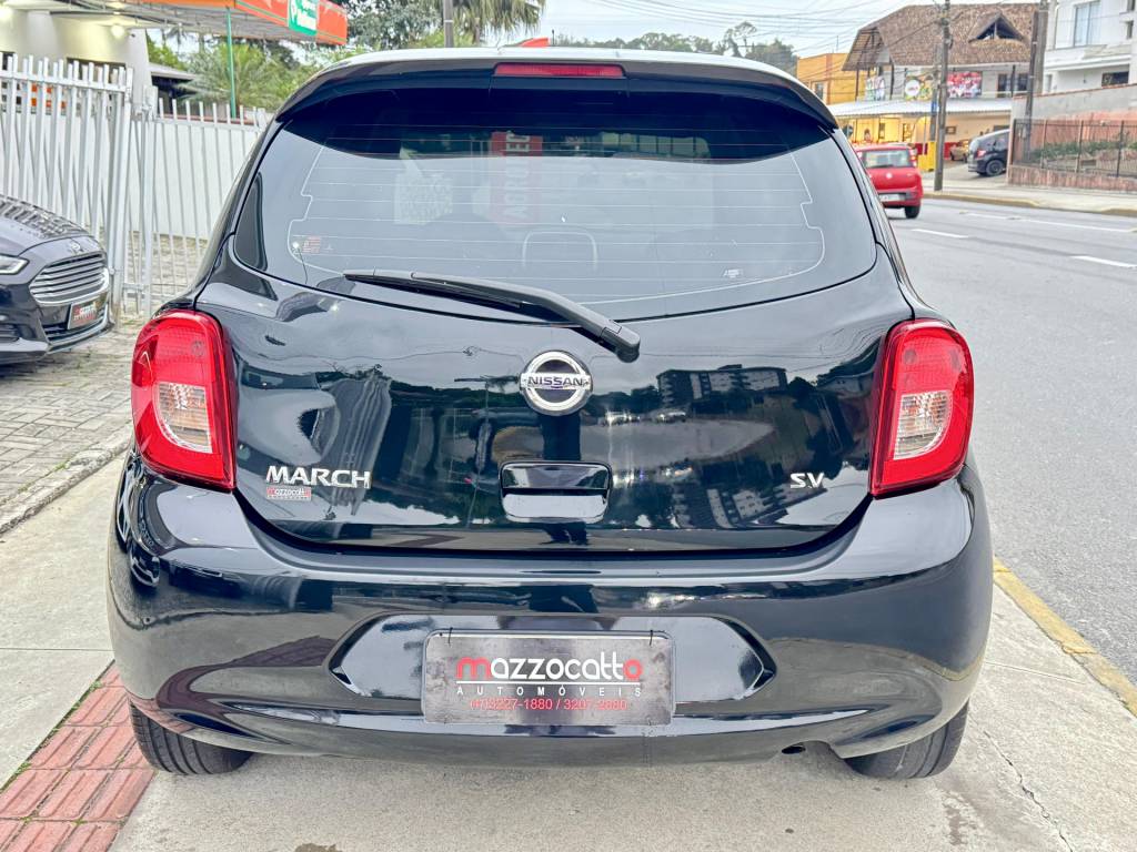 Nissan March 1.0 12v    2018