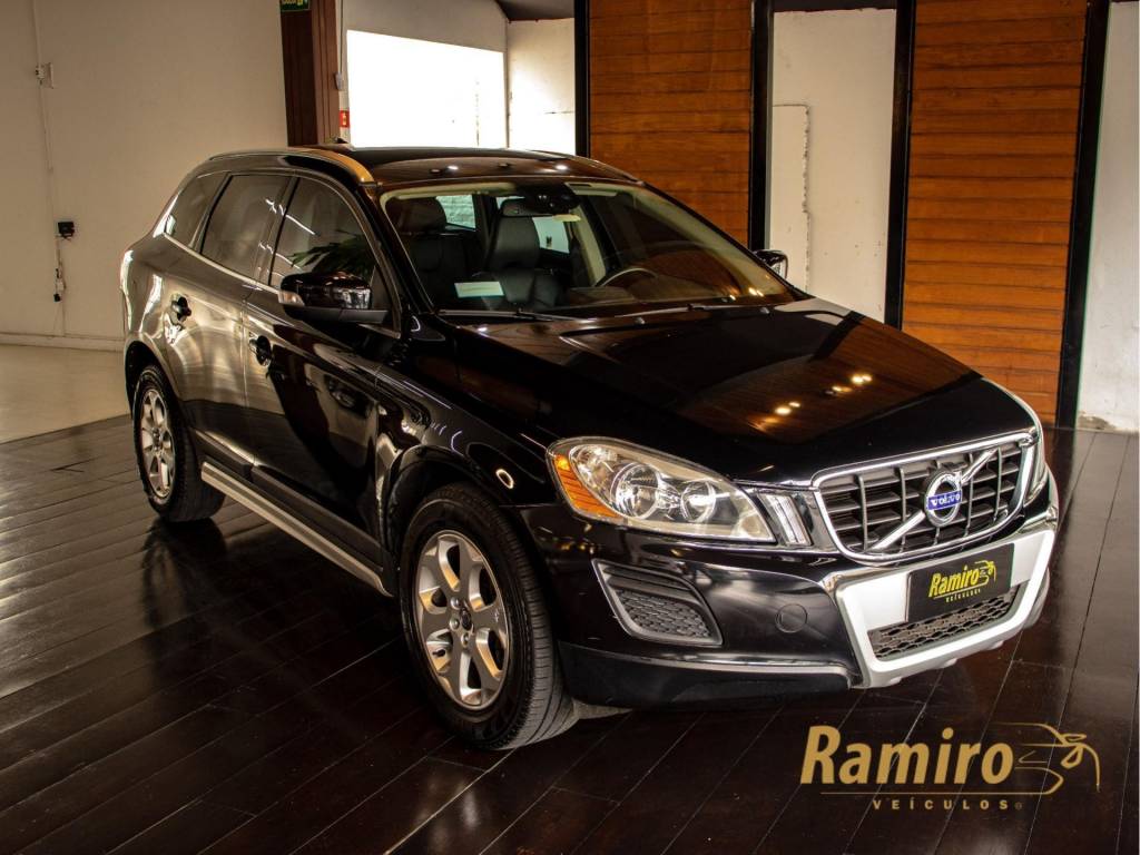 Volvo XC60 /  3.0TDYNAMIC    2011