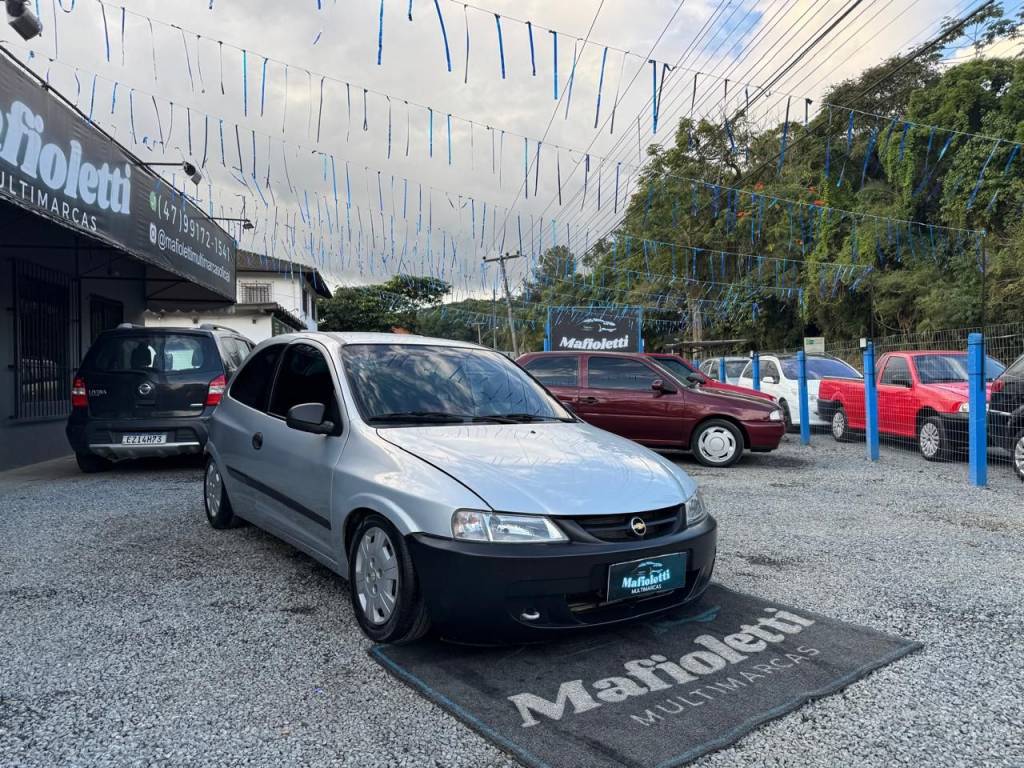 Chevrolet Celta 1.0/Super/N.Piq.1.0 MPFi VHC 8V 3p    2001