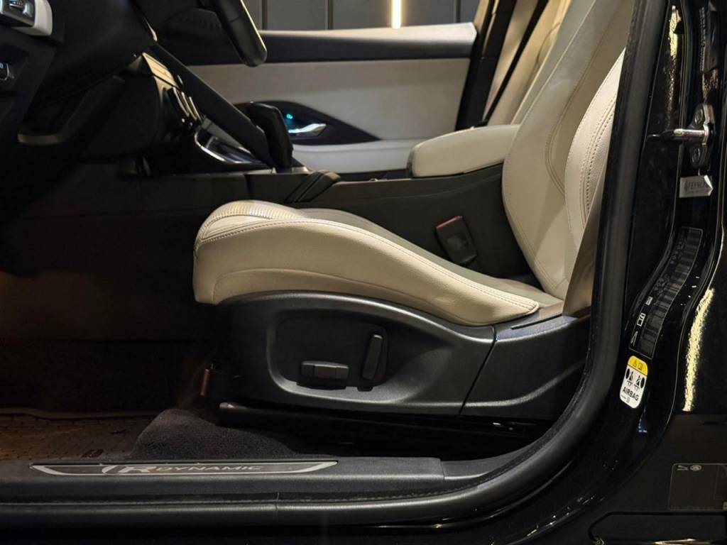 Jaguar E-Pace R-dynamic s 2.0 awd 249cv/ flex    2019