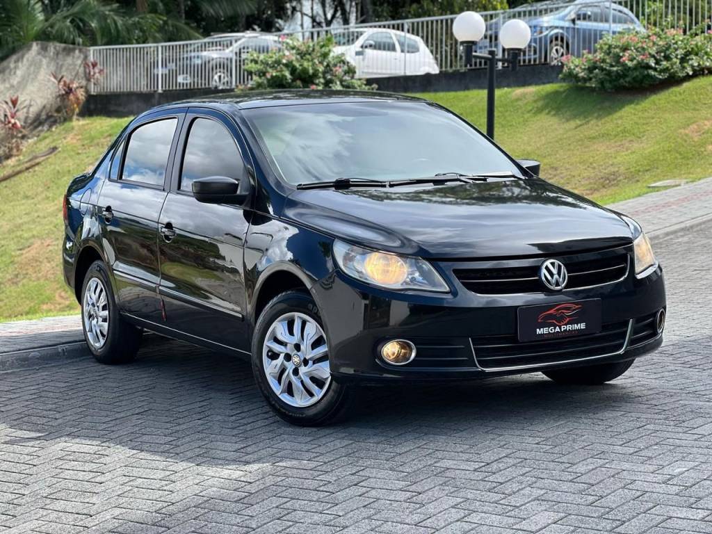 Volkswagen Voyage 1.0/1.0 City Mi Total Flex 8V 4p    2013