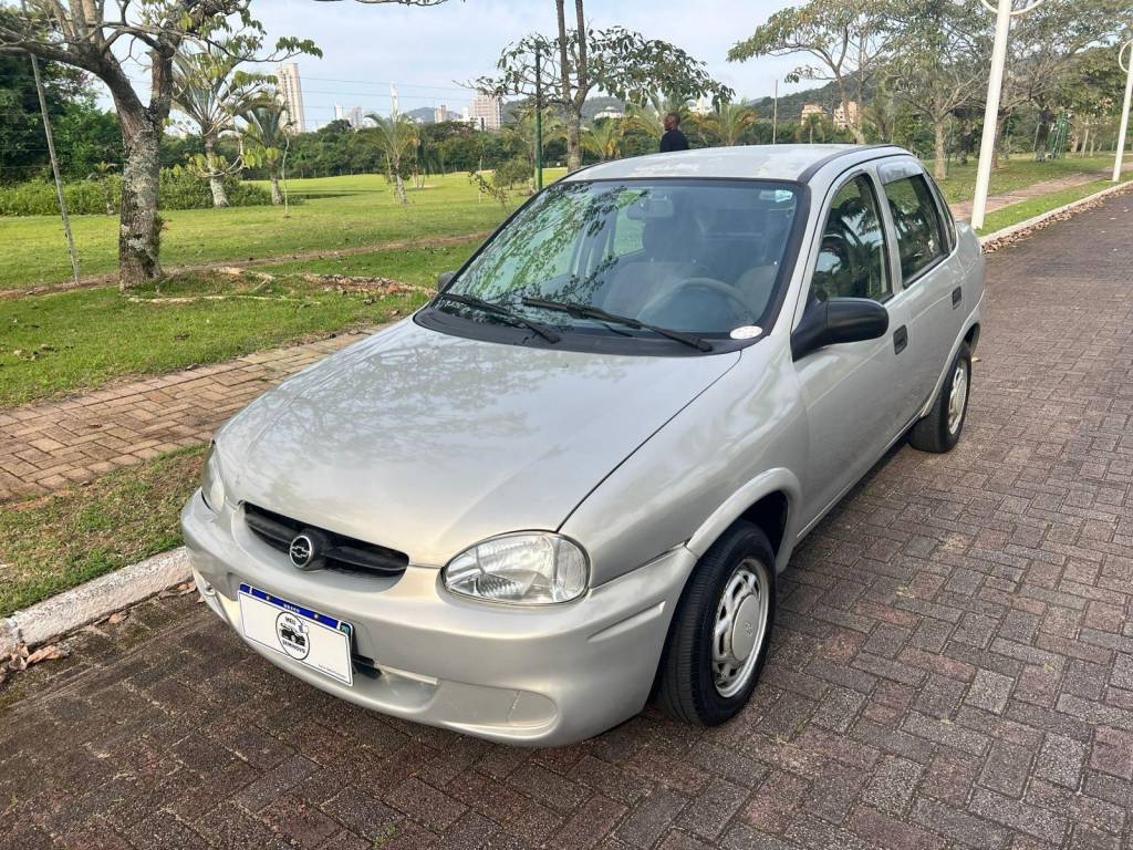 Chevrolet Corsa classic 1.0    2004