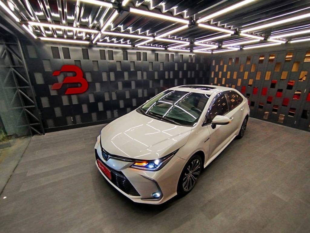 Toyota Corolla Altis Prem. 1.8 Aut. (Híbrido)    2022