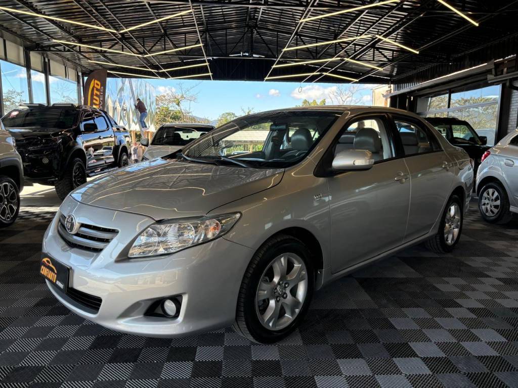 Toyota Corolla     2010