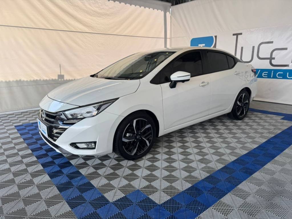 Nissan Versa 1.6 16v flex exclusive xtronic    2025