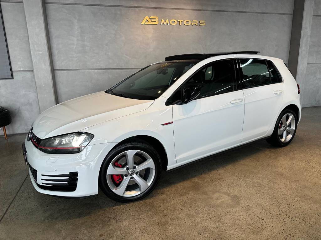 Volkswagen Golf GTi 2.0 TSI 220cv Aut.    2015
