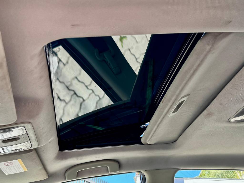 Nissan Tiida 1.8 16v    2012