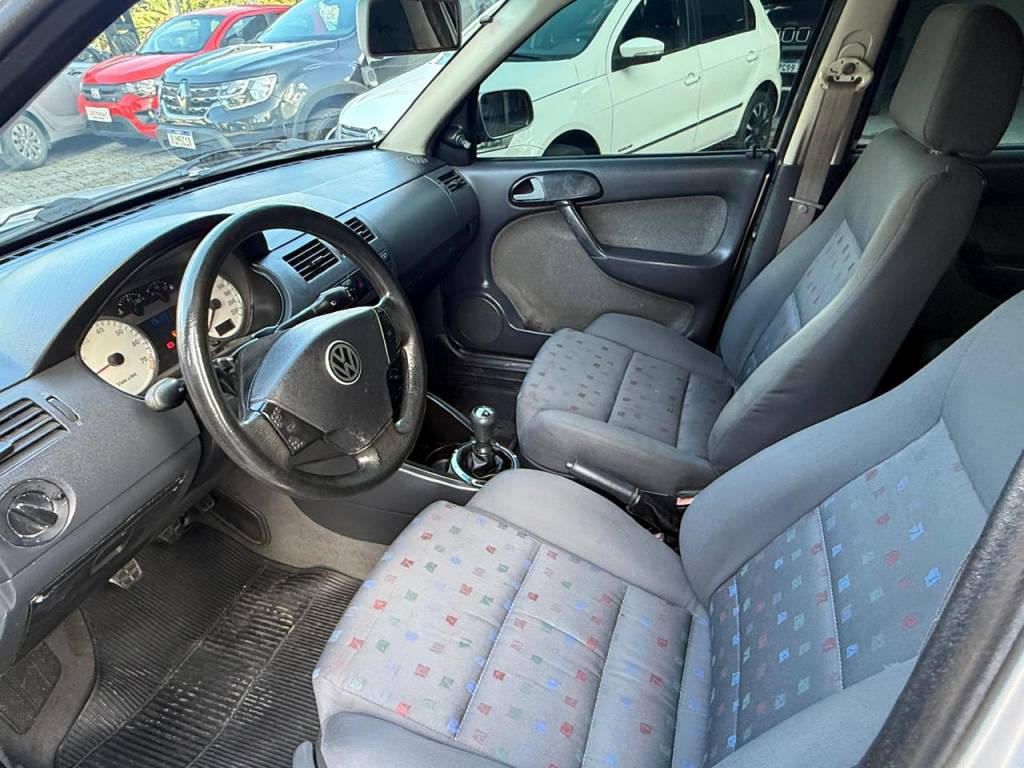 Volkswagen Parati 1.6    2003