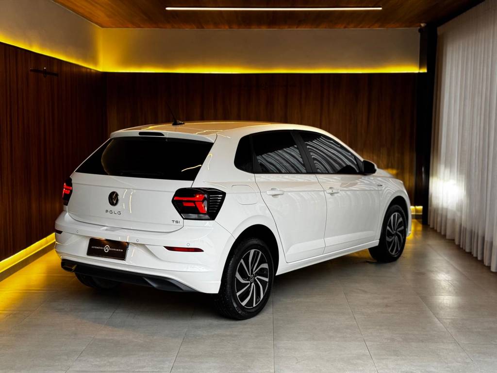 Volkswagen Polo Highline tsi 1.0 flex 12v aut.    2025