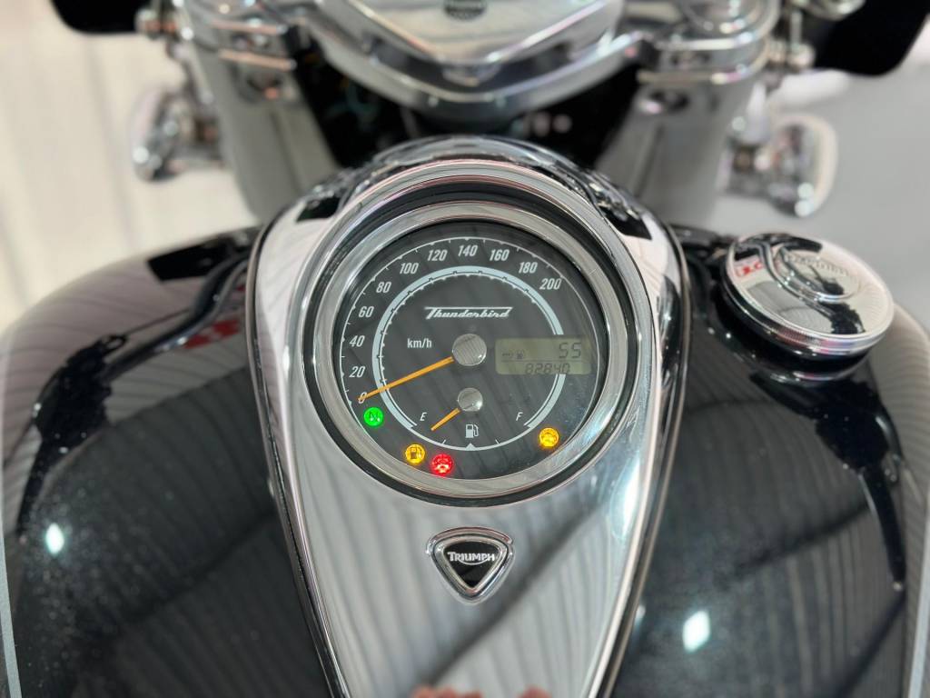 Triumph Thunderbird 1700 commander abs    2014