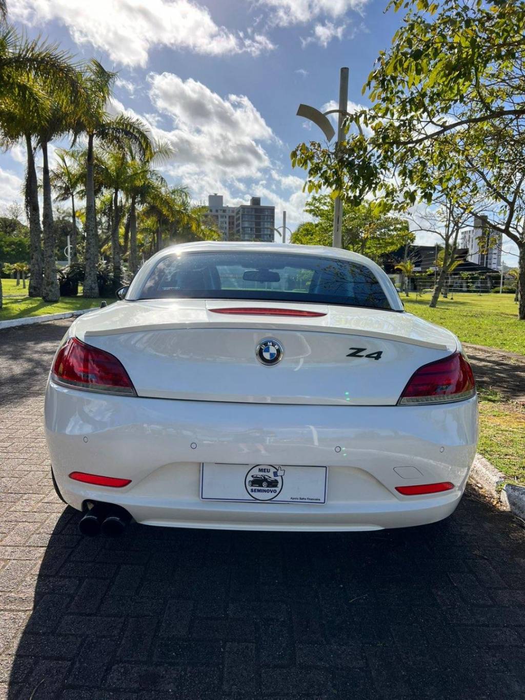 BMW Z4 2.0 sdrive roadster    2013