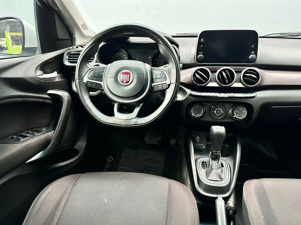 Fiat Cronos Precision 1.8 16v flex aut.    2020