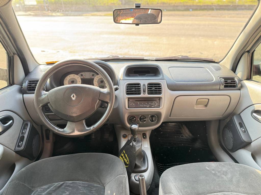 Renault Clio 1.6 16v    2009
