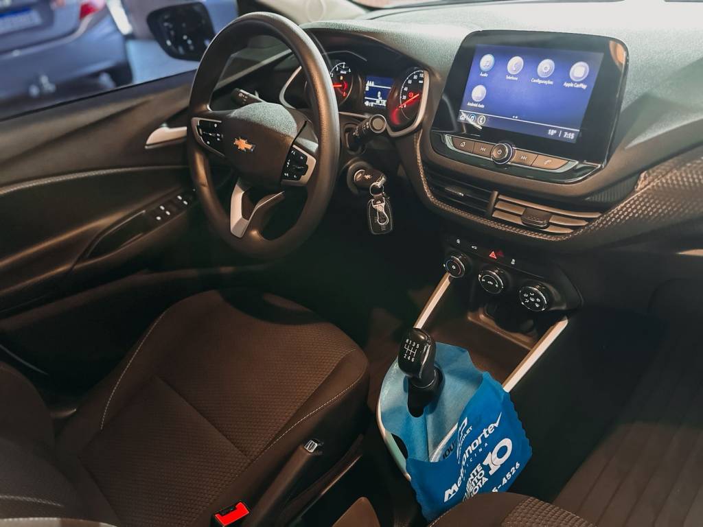 Chevrolet Onix 1.0 hatch lt flex mec. 12v    2023