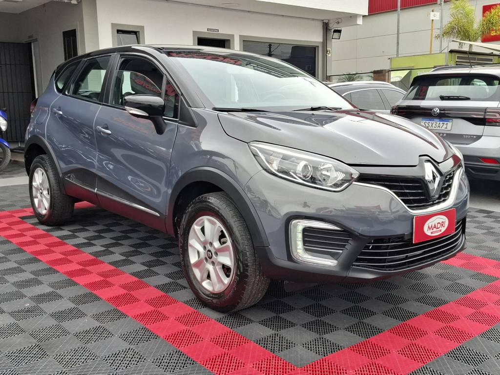 Renault Captur 1.6 life flex aut. 16v    2019