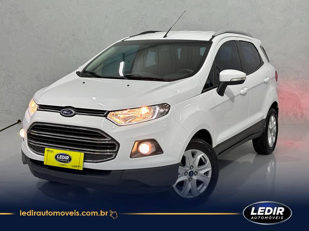 Ford EcoSport     2015