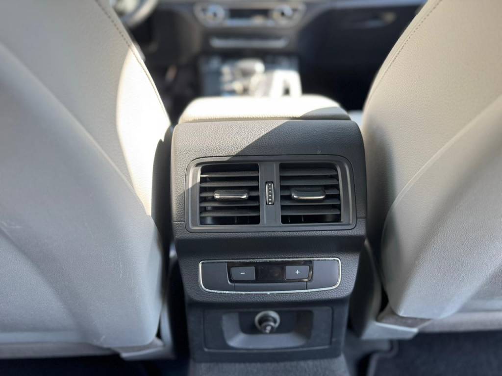 Audi Q5 2.0 tfsi quattro s-tronic    2020