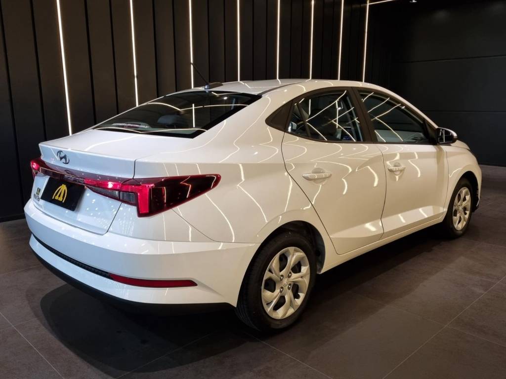 Hyundai HB20S Comfort 1.0  flex 12v manual.    2023