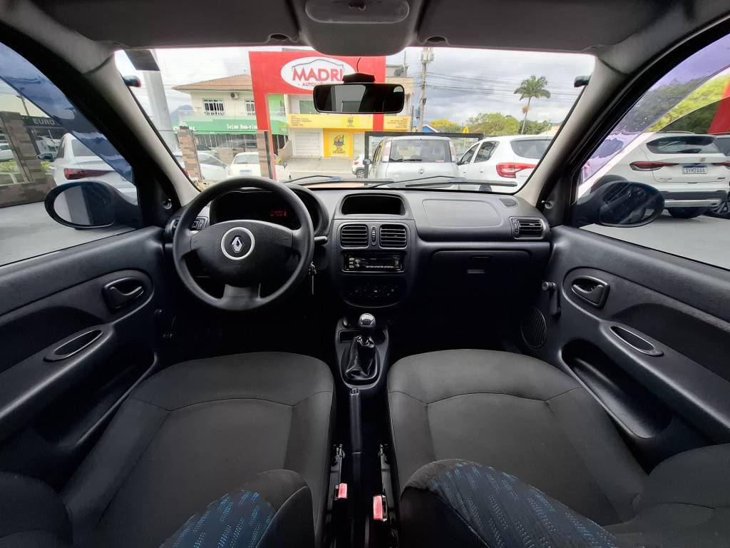 Renault Clio 1.0 16v    2015