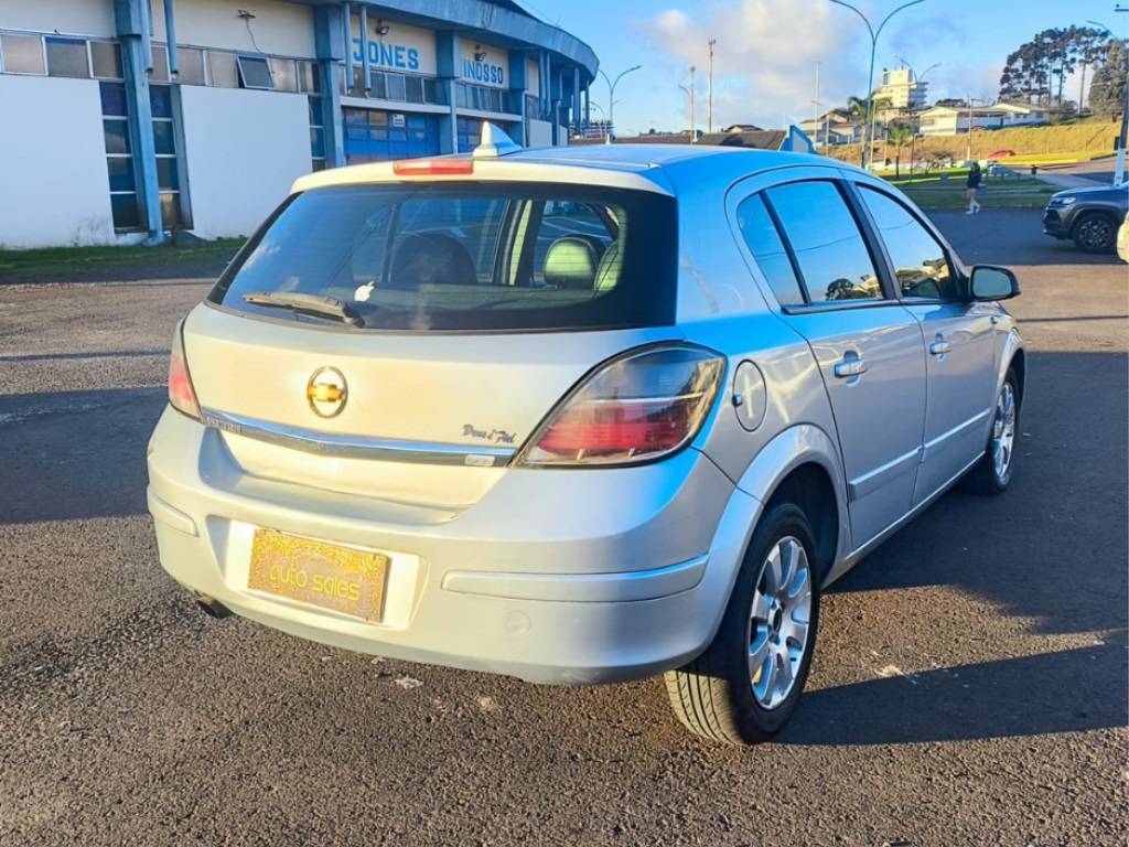 Chevrolet Vectra 2.0 sfi gt hatch 8v flex 4p manual    2009