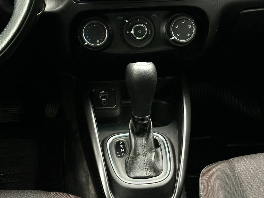 Fiat Cronos Precision 1.8 16v flex aut.    2020