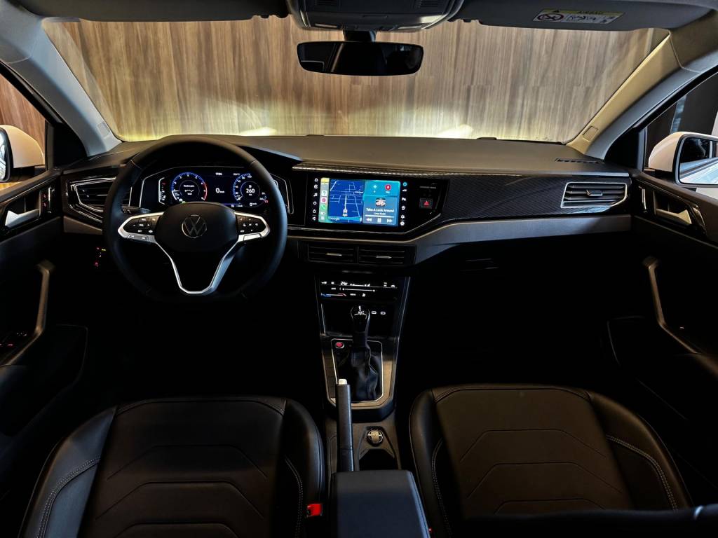 Volkswagen Polo Highline tsi 1.0 flex 12v aut.    2025