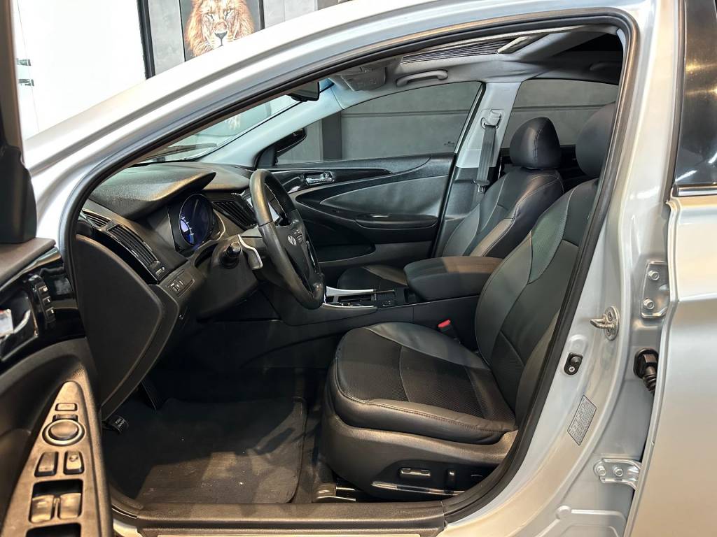 Hyundai Sonata 2.4 16v 182cv 4p aut.    2011