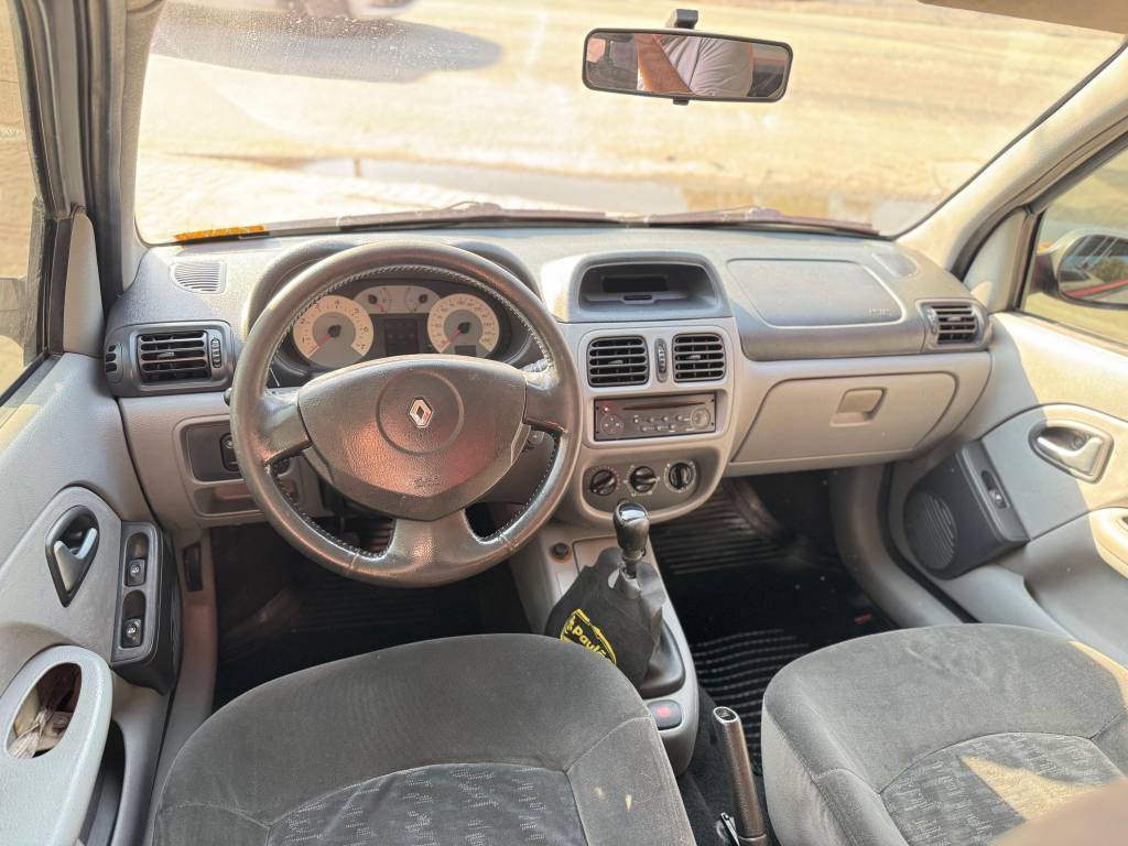 Renault Clio 1.6 16v    2009