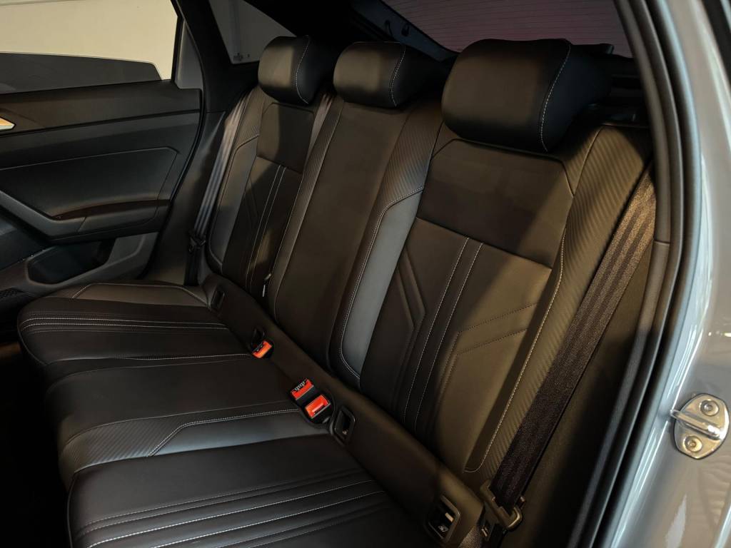 Volkswagen Nivus W/ hl tsi    2026