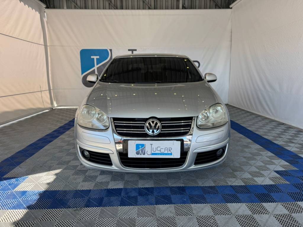 Volkswagen Jetta 2.5 I 20V 170CV GASOLINA 4P TIPTRONIC    2009