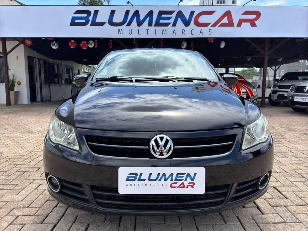 Volkswagen Gol (novo) 1.0 Mi Total Flex 8V 4p    2013