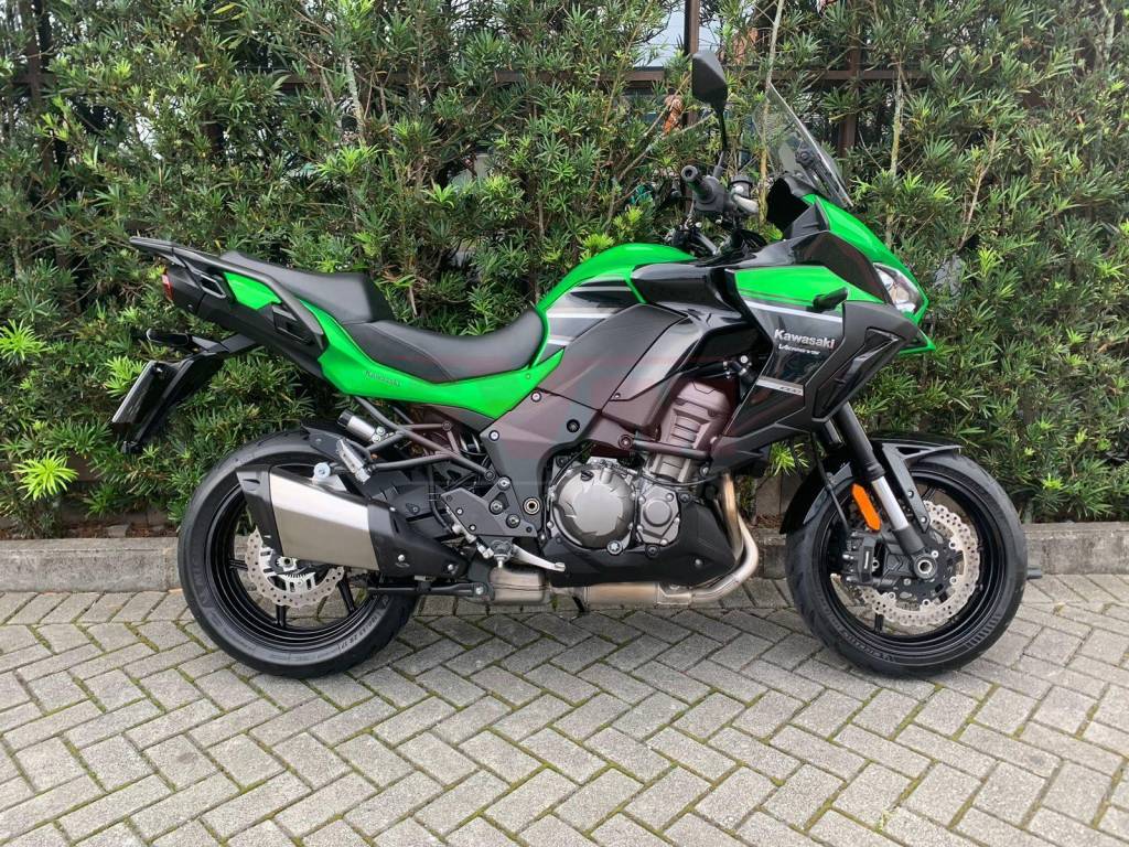 Kawasaki Versys 1000    2022