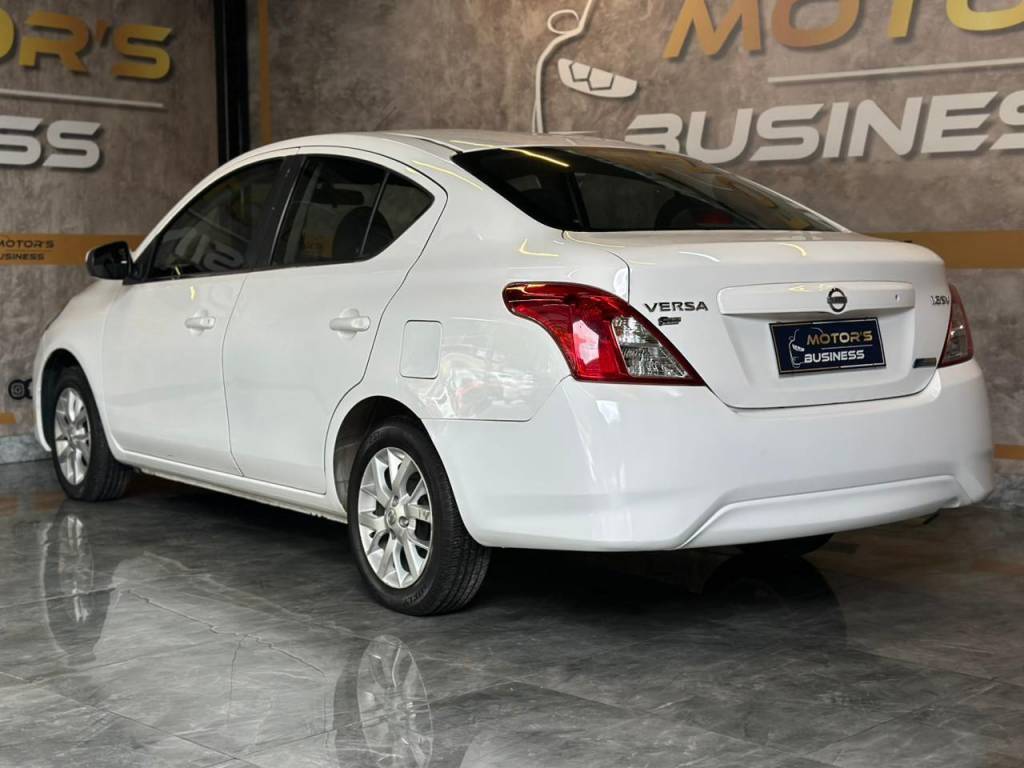 Nissan Versa Sv 1.6 16v flexstart 4p aut.    2018