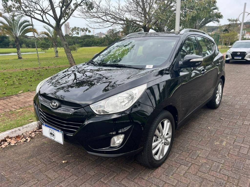 Hyundai ix35 2.0 MANUAL    2013