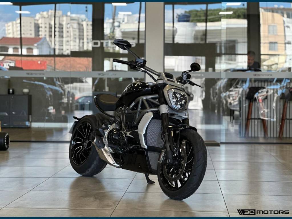 Ducati XDiavel S    2021