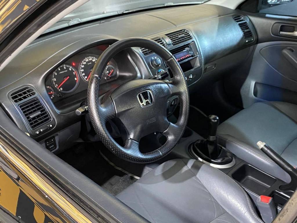 Honda Civic Lx 1.7    2003