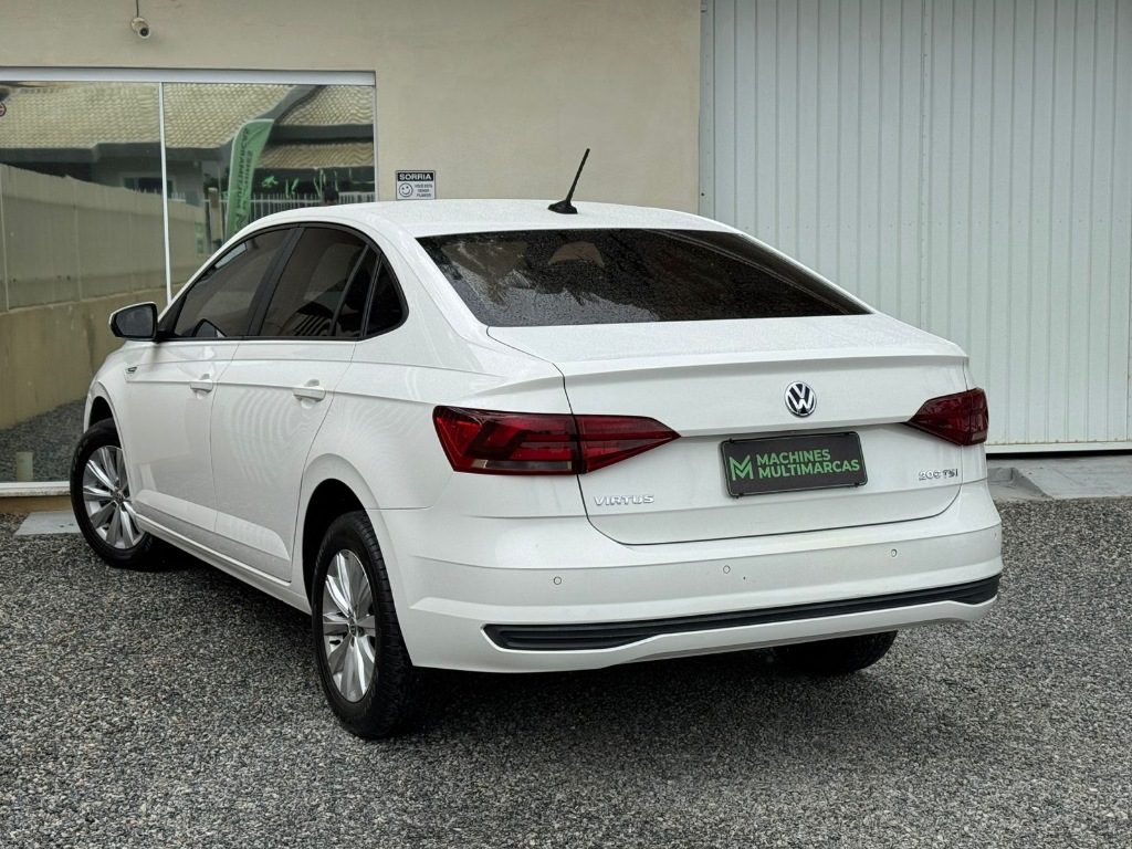 Volkswagen Virtus 200 tsi top    2022