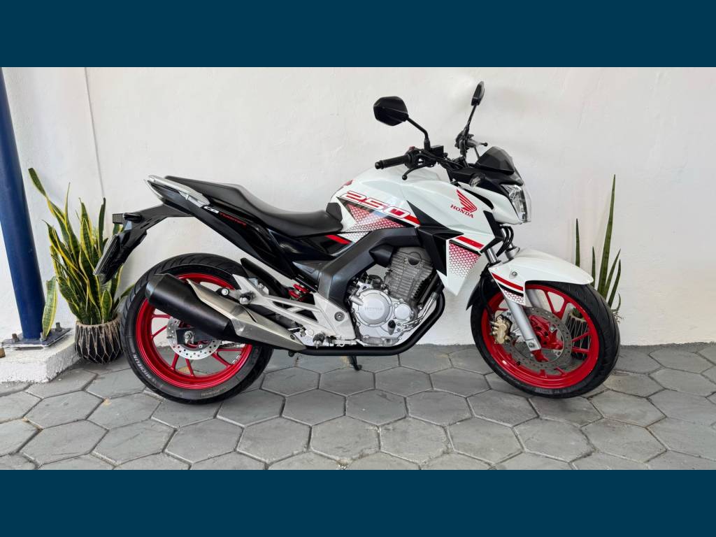 Honda CB     2022