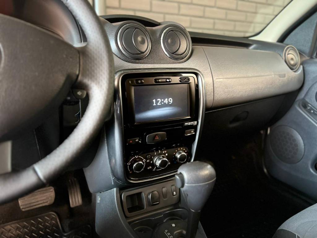 Renault Duster Techroad 2.0 hi-flex 16v aut.    2014