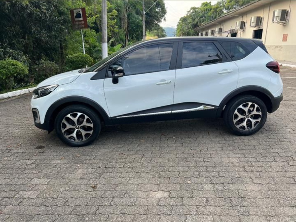 Renault Captur 1.6 MANUAL    2018