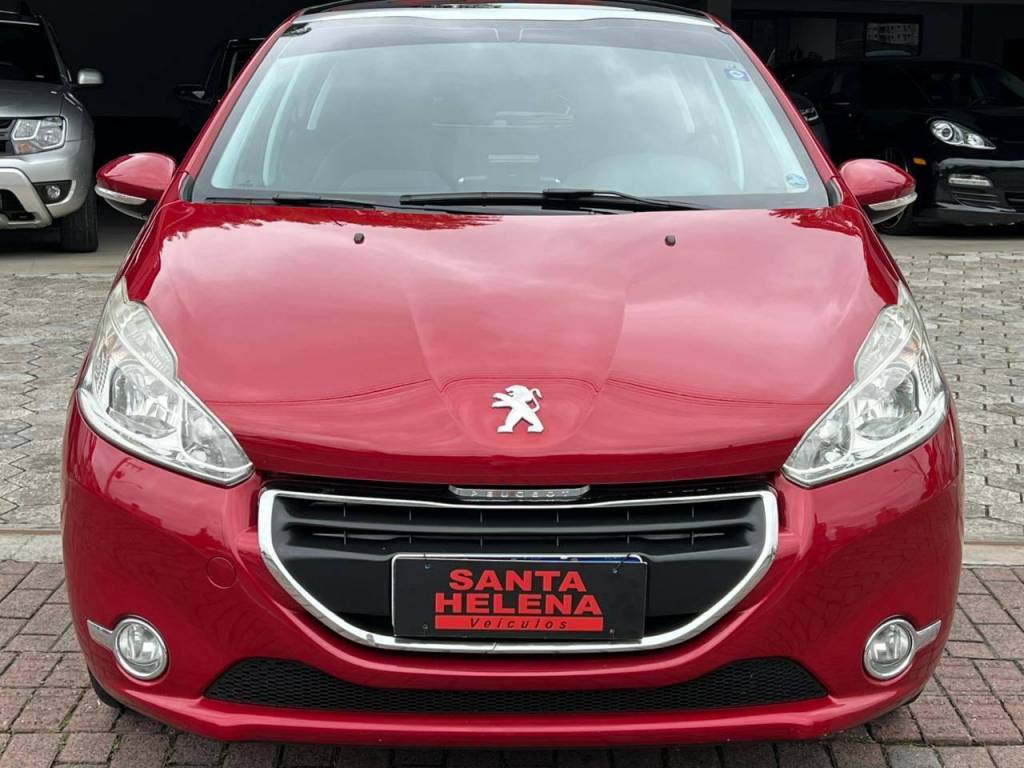 Peugeot 208 Allure    2014