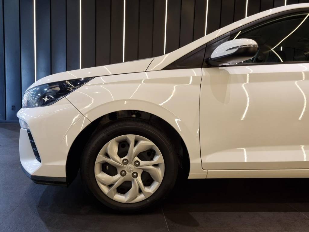 Hyundai HB20S Comfort 1.0  flex 12v manual.    2023
