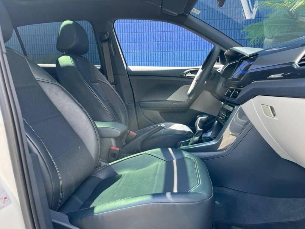 Volkswagen T-Cross Hig. 250 tsi 1.4 flex 16v 5p aut    2023