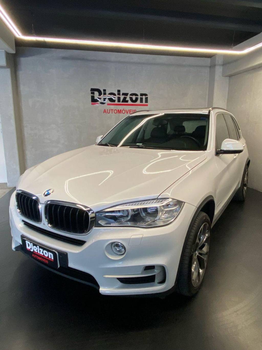 BMW X5 BMW I/ X5 XDRIVE30D    2017