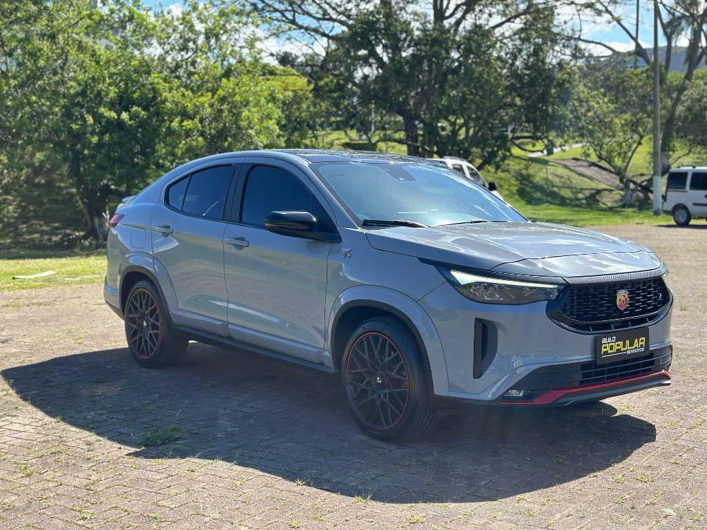 Fiat Fastback Abarth turbo flex 1.3 aut.    2024