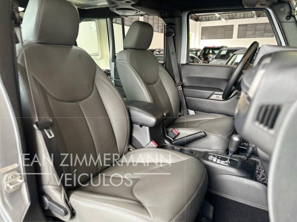 Jeep Wrangler Unlimited sport 3.6 v6 284cv 4p    2015